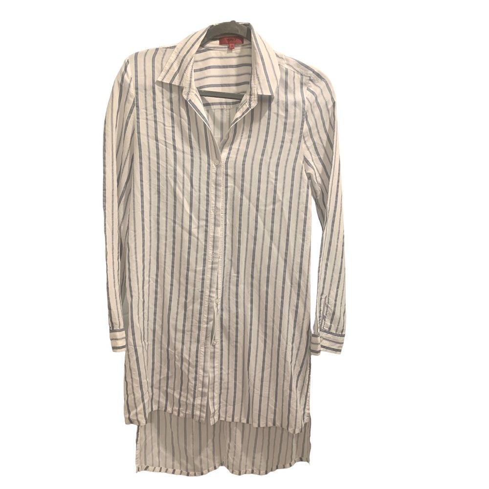 Hugo Boss a symmetrical pin striped top size 36